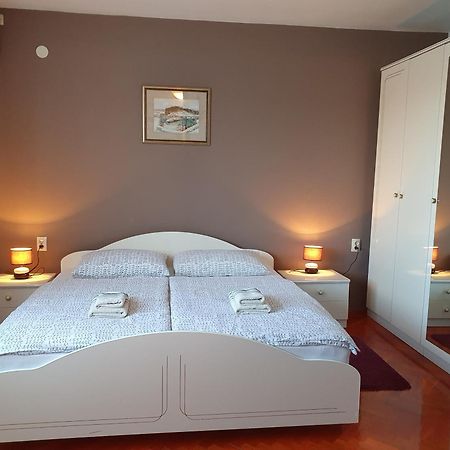 Guesthouse Vila Слунь Екстер'єр фото