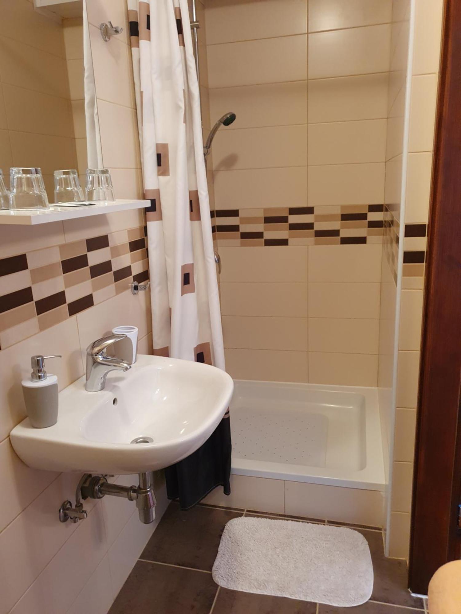 Guesthouse Vila Слунь Екстер'єр фото